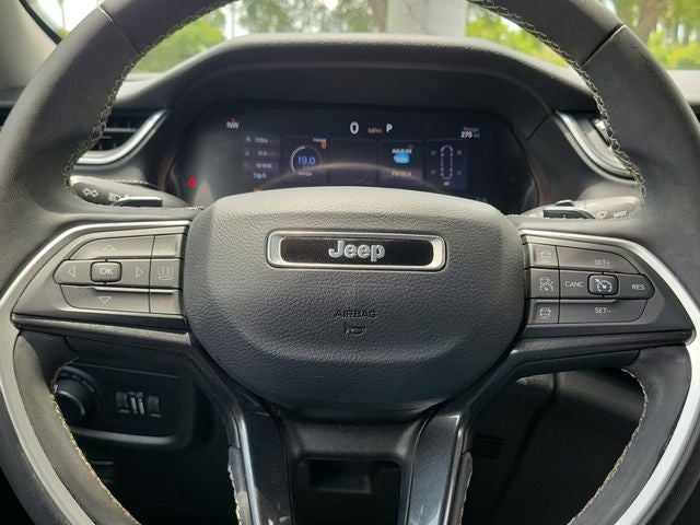 2023 Jeep Grand Cherokee Laredo