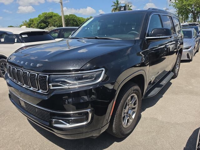 2023 Jeep Wagoneer Base