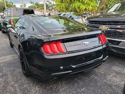 2022 Ford Mustang EcoBoost