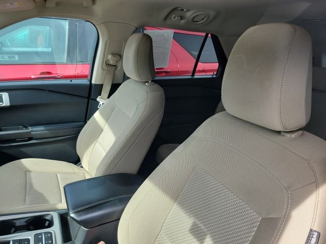 2021 Ford Explorer Base