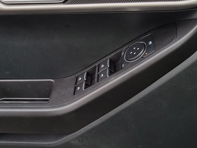 2023 Ford Explorer Base