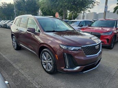 2023 Cadillac XT6 Premium Luxury