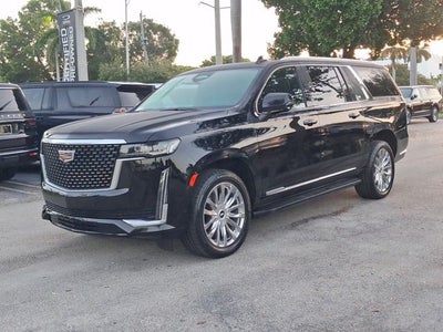 2022 Cadillac Escalade ESV Premium