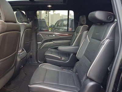 2022 Cadillac Escalade ESV Premium