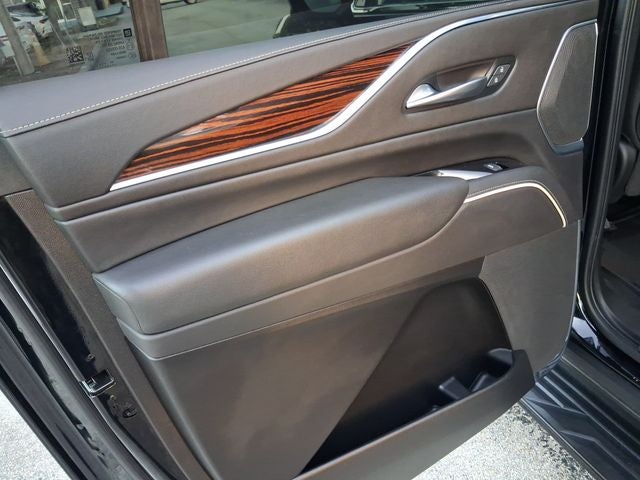 2022 Cadillac Escalade ESV Premium