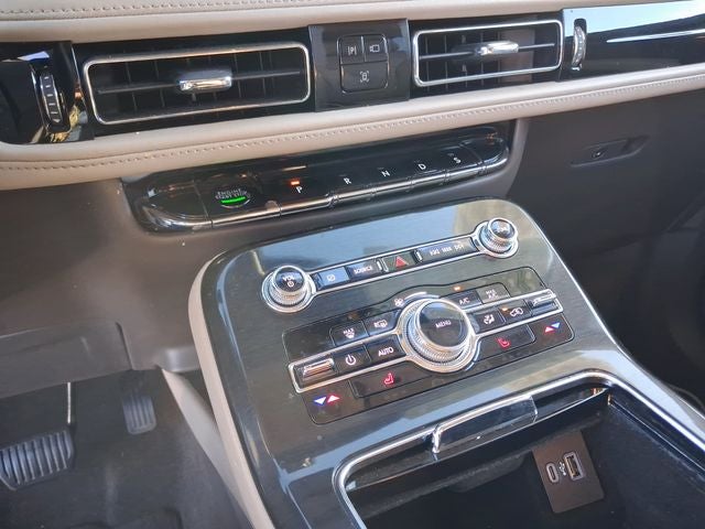 2022 Lincoln Nautilus Standard