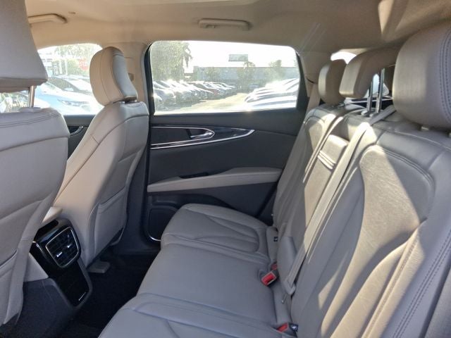 2022 Lincoln Nautilus Standard