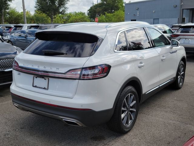 2022 Lincoln Nautilus Standard
