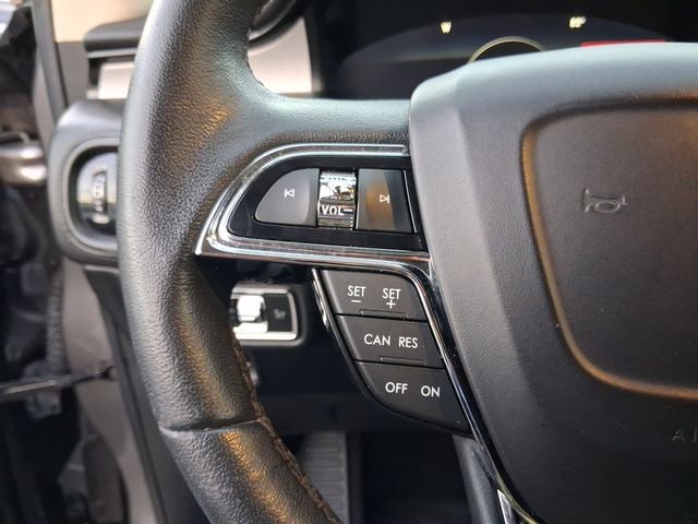 2022 Lincoln Nautilus Standard