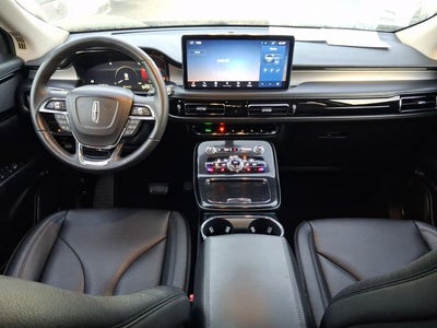 2022 Lincoln Nautilus Standard
