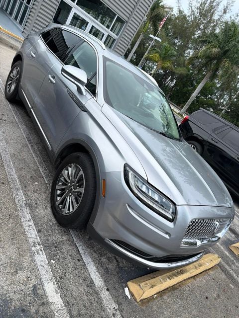 2022 Lincoln Nautilus Standard