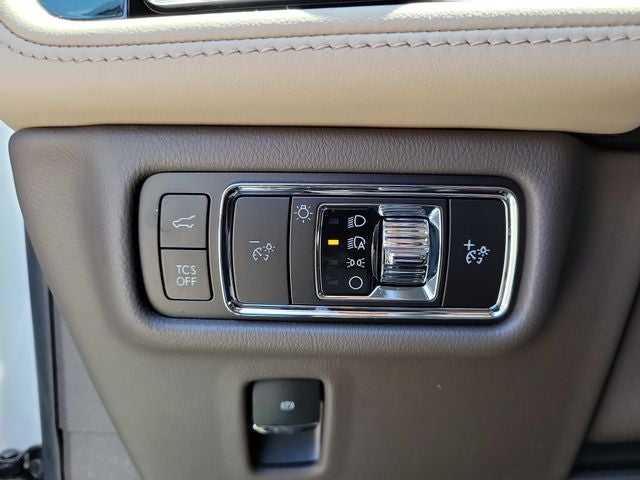 2023 Lincoln Nautilus Standard