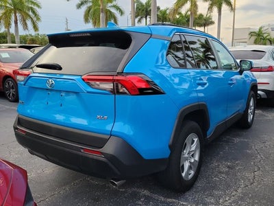 2020 Toyota RAV4 XLE