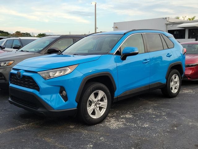 2020 Toyota RAV4 XLE