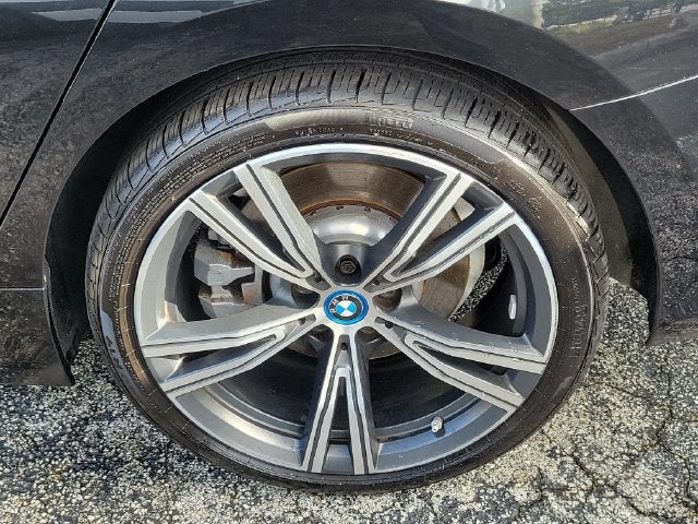 2022 BMW 3 Series 330e iPerformance