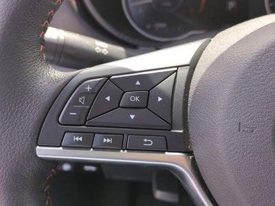 2023 Nissan Versa 1.6 SR