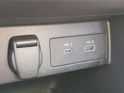 2023 Nissan Versa 1.6 SR