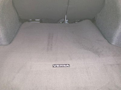2023 Nissan Versa 1.6 SR