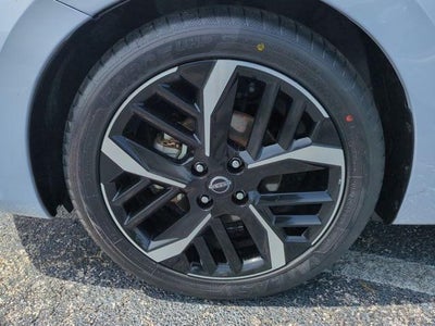2023 Nissan Versa 1.6 SR