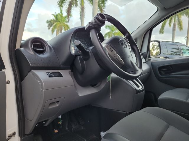 2021 Nissan NV200 S
