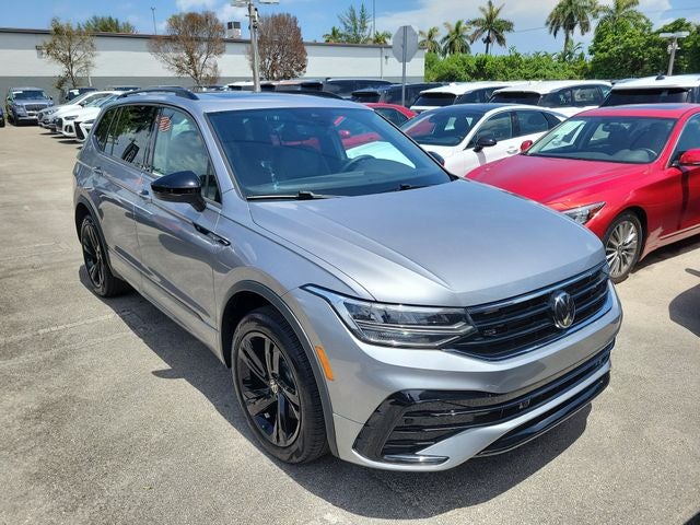 2024 Volkswagen Tiguan 2.0T SE R-Line Black