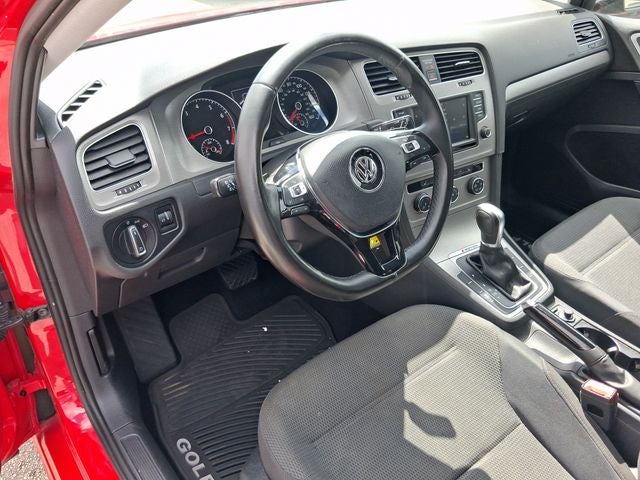 2017 Volkswagen Golf SportWagen S 4Motion