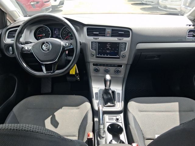 2017 Volkswagen Golf SportWagen S 4Motion