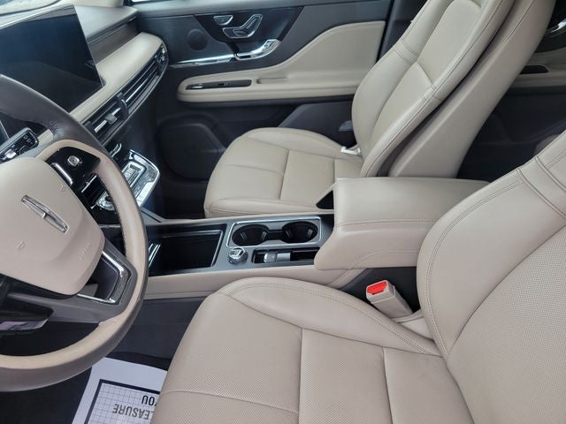 2025 Lincoln Corsair Premiere
