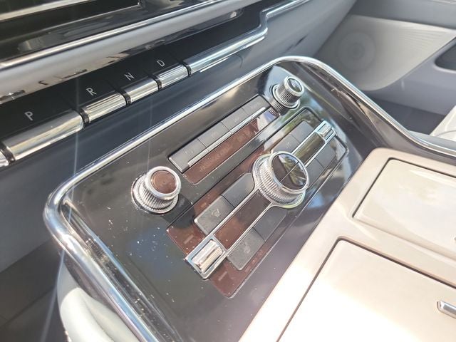 2024 Lincoln Navigator Black Label