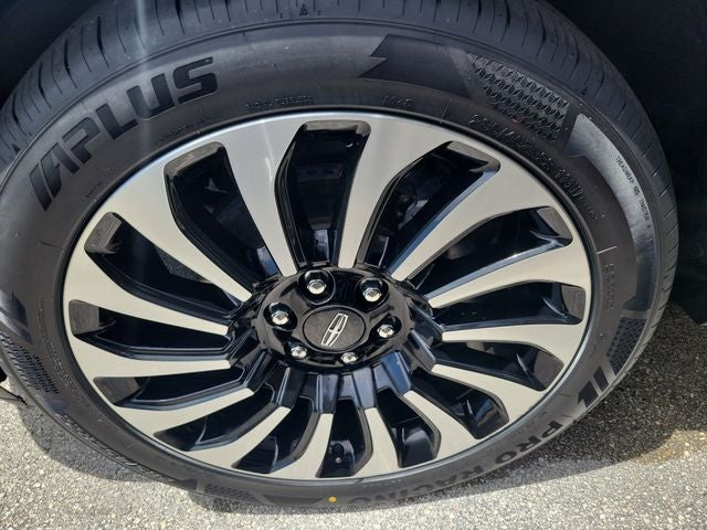 2024 Lincoln Navigator Black Label