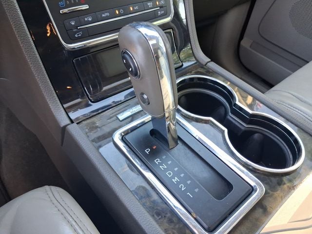 2015 Lincoln Navigator L Base