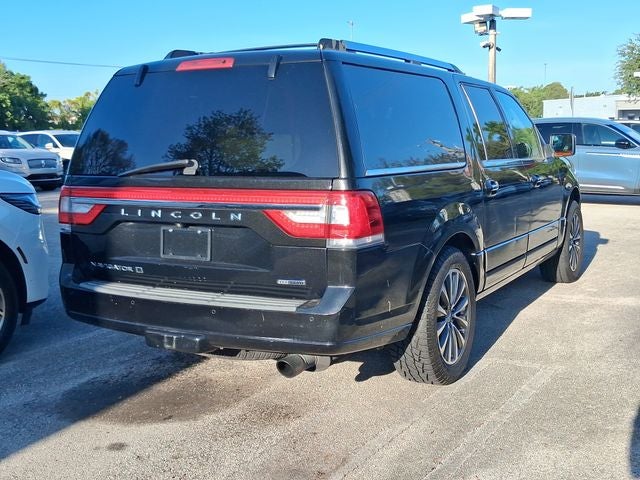2015 Lincoln Navigator L Base