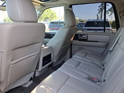 2015 Lincoln Navigator L Base
