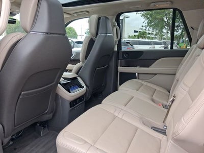 2023 Lincoln Navigator L Reserve