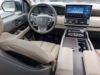 2023 Lincoln Navigator L Reserve