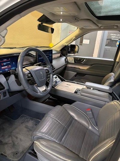 2023 Lincoln Navigator L Black Label