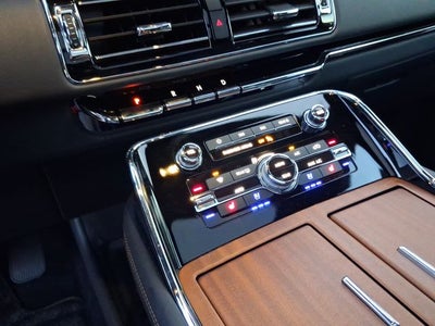 2024 Lincoln Navigator L Black Label