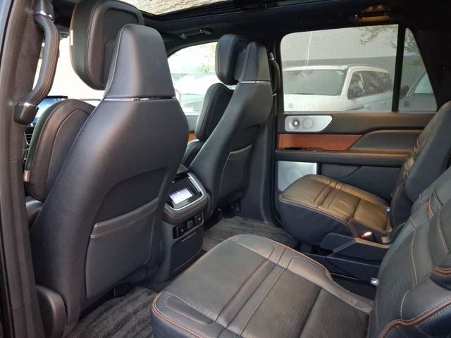 2024 Lincoln Navigator L Black Label