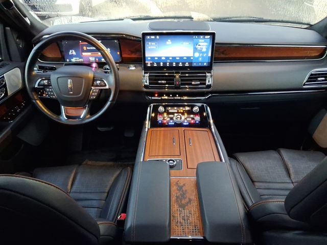 2024 Lincoln Navigator L Black Label
