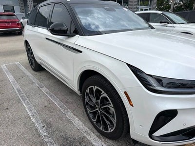 2024 Lincoln Nautilus Reserve