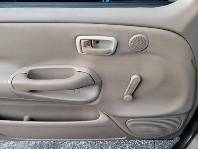 2004 Toyota Tundra Base