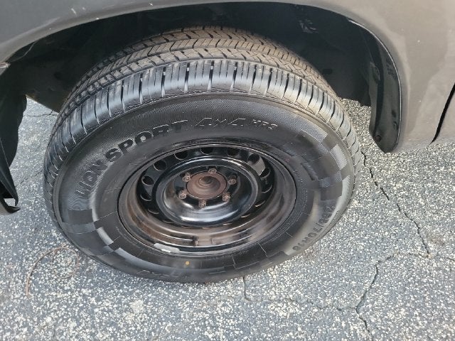 2004 Toyota Tundra Base
