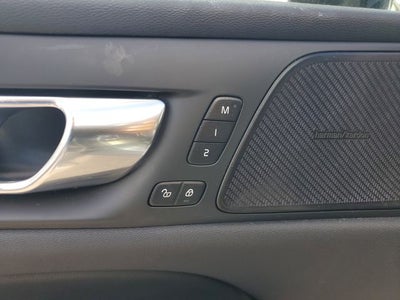 2021 Volvo S60 T5 Momentum