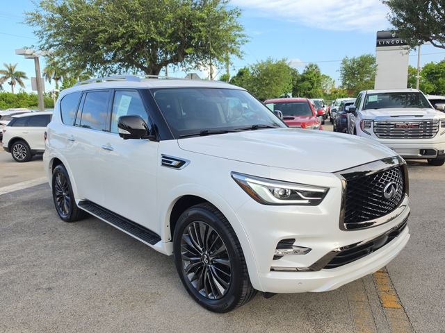 2021 INFINITI QX80 Premium Select