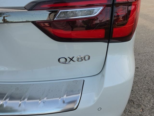 2021 INFINITI QX80 Premium Select