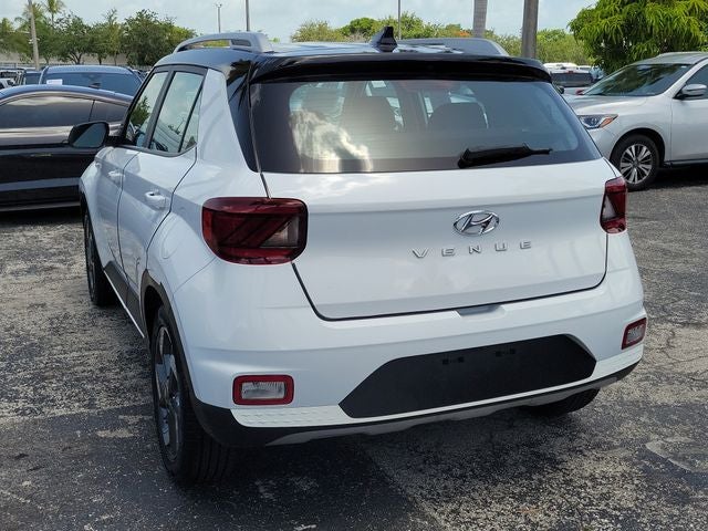 2022 Hyundai Venue Limited