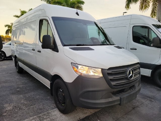 2025 Mercedes-Benz Sprinter 2500 Cargo 170 WB High Roof