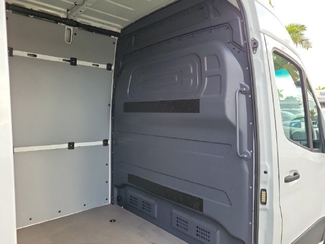 2025 Mercedes-Benz Sprinter 2500 Cargo 170 WB High Roof