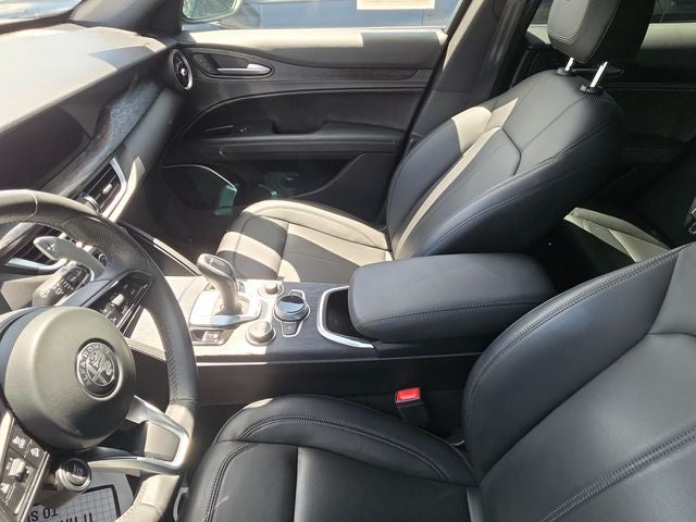 2023 Alfa Romeo Stelvio Sprint