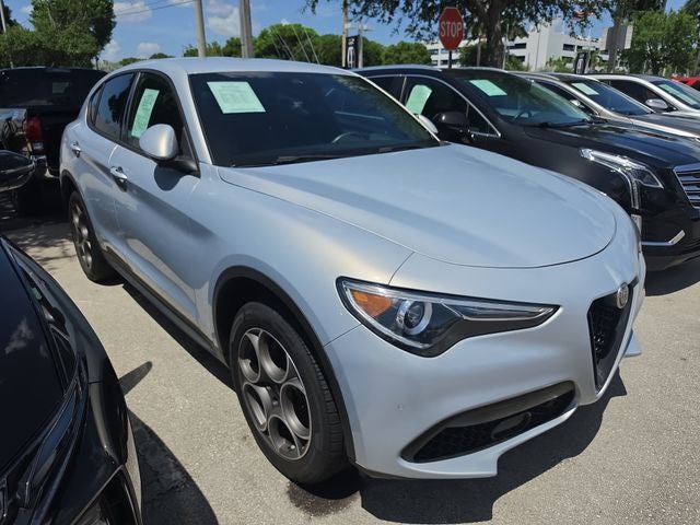 2023 Alfa Romeo Stelvio Sprint